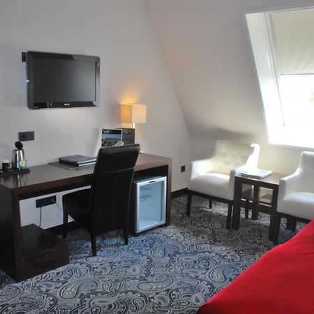Van Der Valk Hotel Den Haag - Voorschoten Eksteriør billede