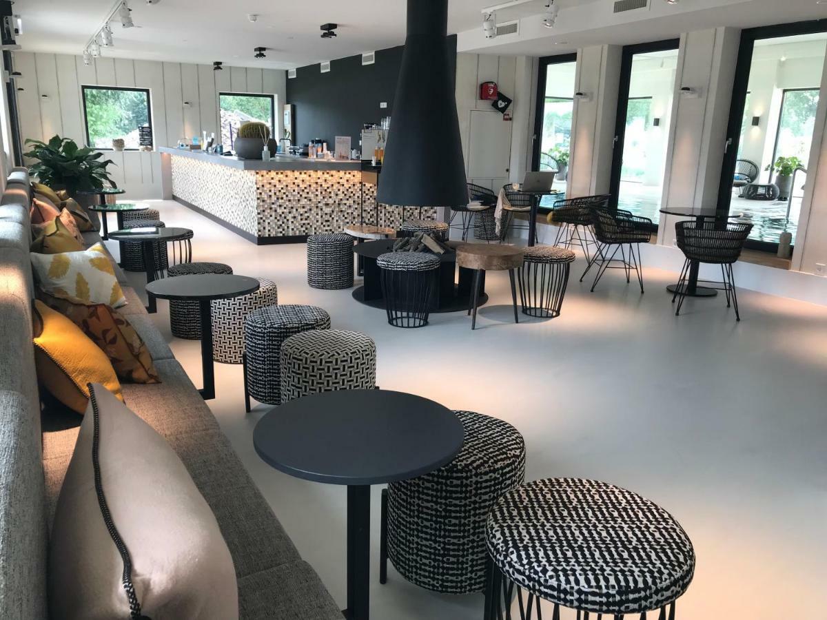 Van Der Valk Hotel Den Haag - Voorschoten Eksteriør billede